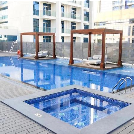 Bnbmehomes - Beautiful Lake View Studio Near Marina - 1504 Dubai Esterno foto
